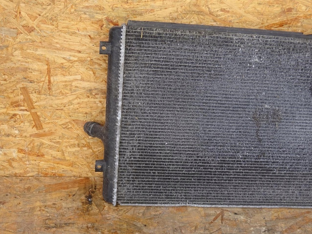 фото №11, Golf v audi a3 8p tt 8j leon ii 2.0 tfsi радиатор wody 1k0121251ab