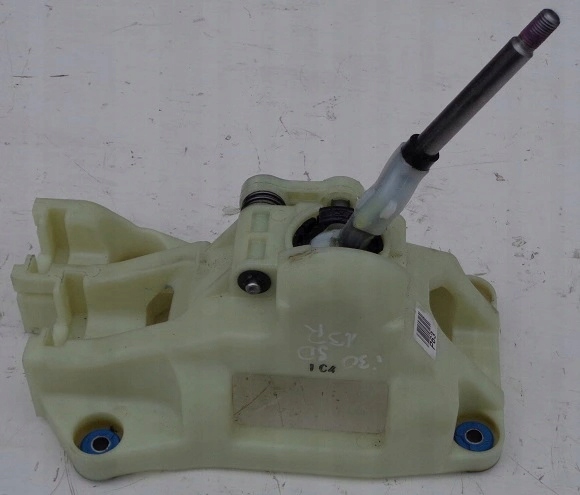 фото №1, Hyundai i30 ii 13 r 1.6 16v выборщик переключения передач