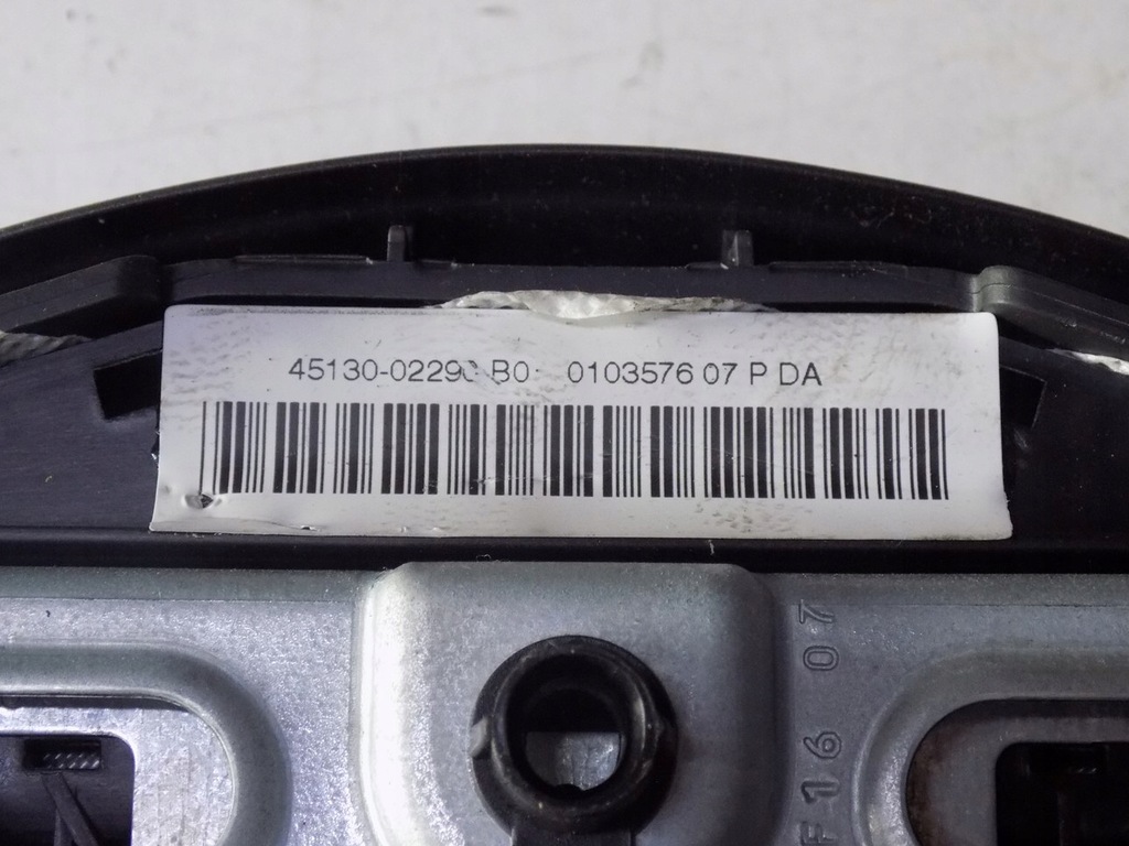 фото №6, Toyota auris i 06-09 подушка водія 45130-02290