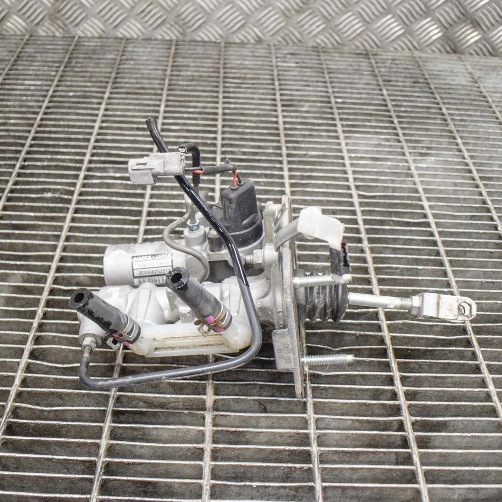 фото №1, Lexus rx 330 - 350 - 400h 2011 главный цилиндр тормоза