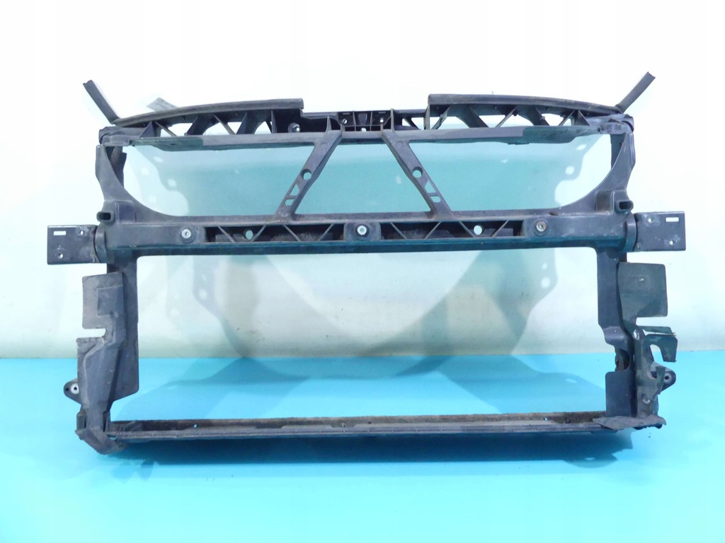 фото №1, Pas передний vw phaeton 02-07 3.2b