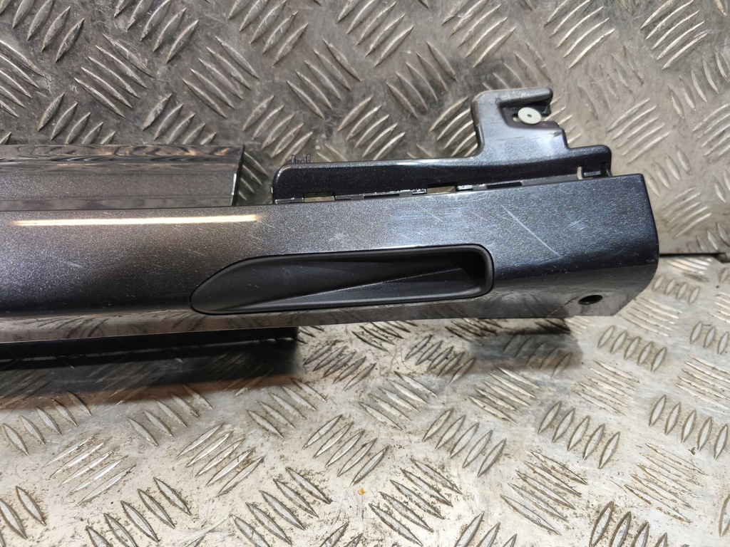 фото №9, Bmw g01 g02 f97 f98 молдинг поріг права sophistograu a90 8064808