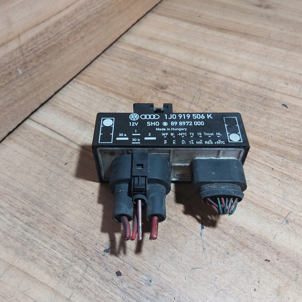 фото №1, Модуль вентилятора golf iv 1j0919506k