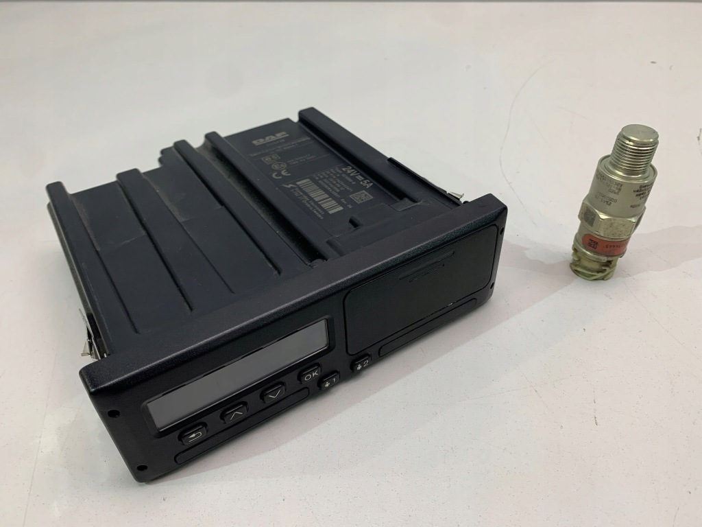 Купить Daf xf 106 low крышка тахограф 2155438 исправный