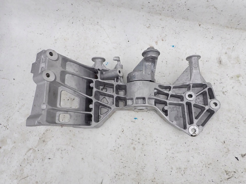 Купити Mercedes a-klasa w169 04-12 кронштейн основа генератора