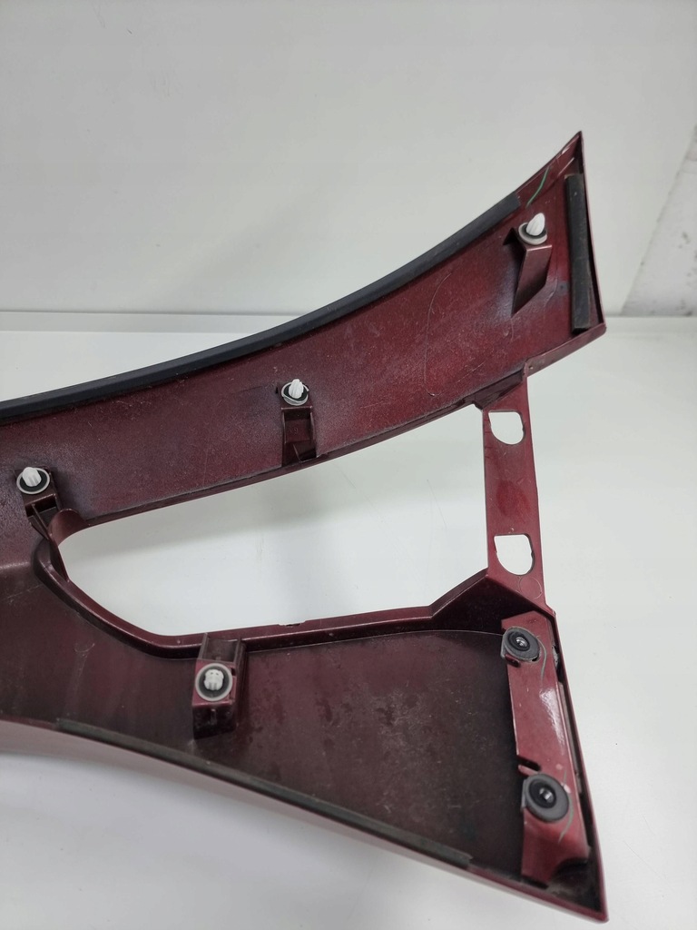 фото №11, Toyota yaris 2018 задняя обшивка / обивка задний крышки багажника