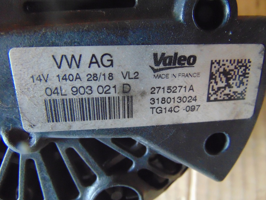 фото №3, Генератор vw t-roc 1.6tdi 04l903021d