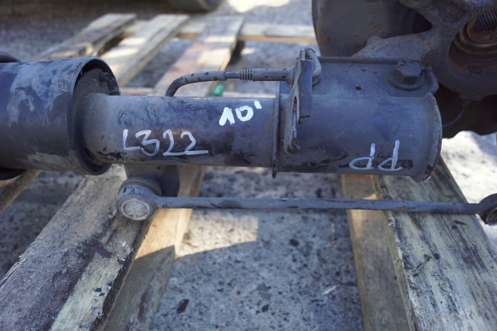 фото №2, Поворотный кулак пневмоподушка правый перед range l322 3.6d