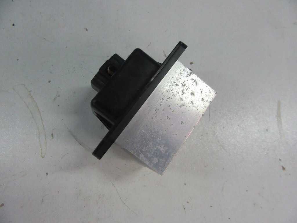 фото №1, Резистор резистор вентилятор honda insight ii 077800-0970