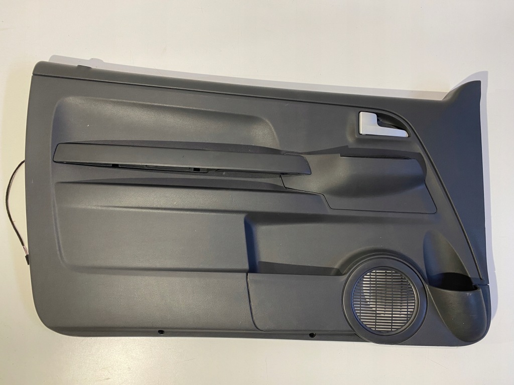 фото №1, Оббивка двері лівих vw polo fox 5z3867013a