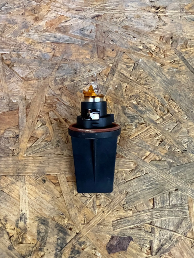 Купити Кронштейн цоколь лампочка sprinter 906 рестайлінг