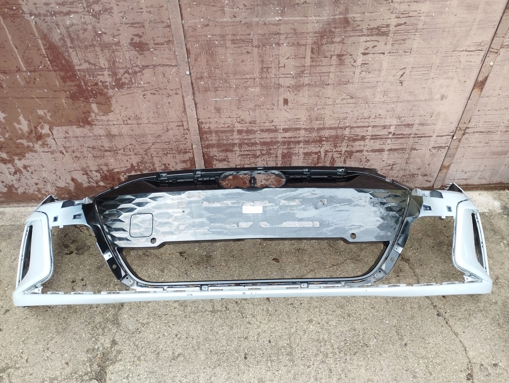 фото №1, Бампер перед audi e-tron gt 4j3