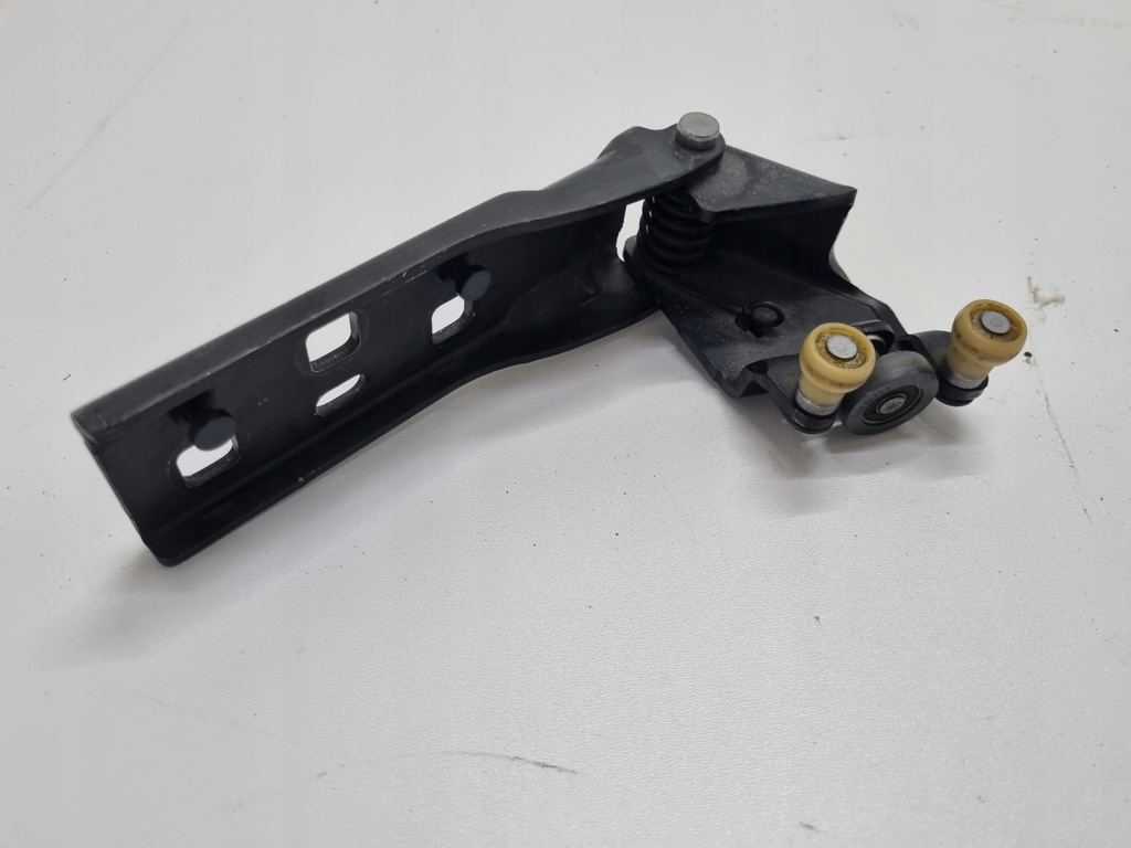 фото №1, Renault trafic iii ролик дверь раздвижных середина