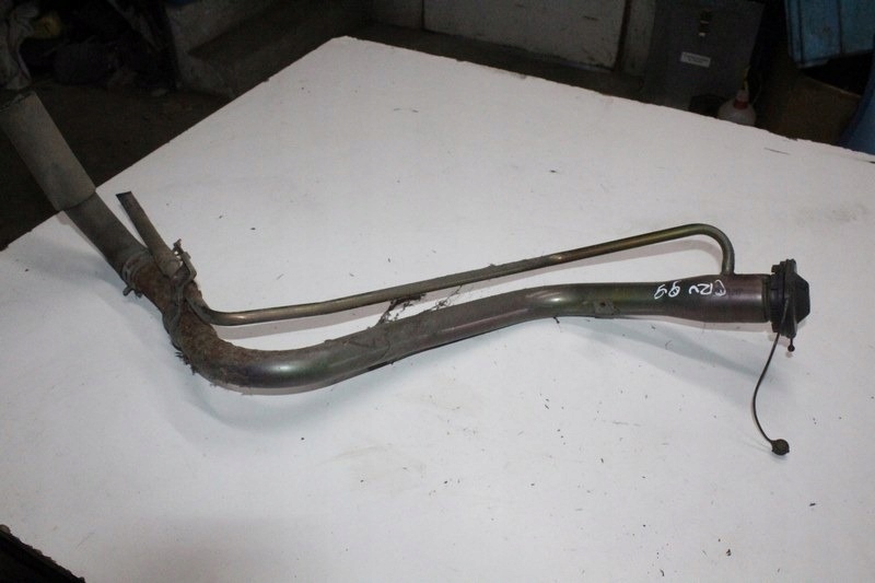 фото №3, Honda cr-v ii 02-06 2.0 труба заливная горловина топлива