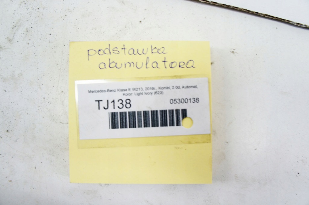 Tj138 mercedes w213 2.0d основание кронштейн аккумулятор a2136200018 Недорого