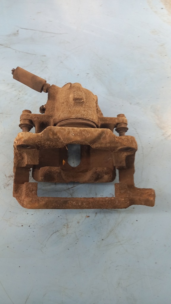 фото №2, Суппорт левый перед renault laguna i 96r