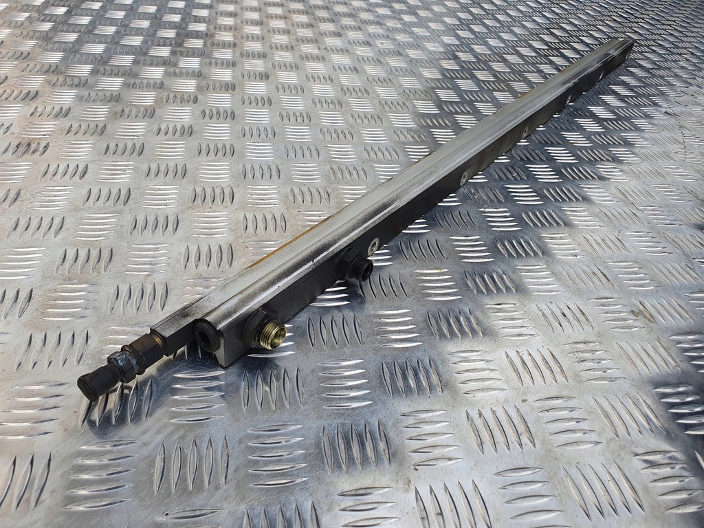 фото №3, Молдинг топливная scania r s