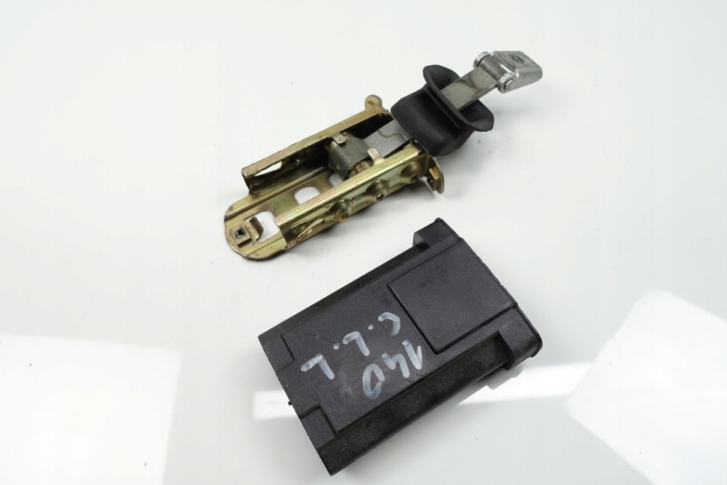 Mercedes w140 ограничитель дверь левый правый перед передний cl 100mm Киев