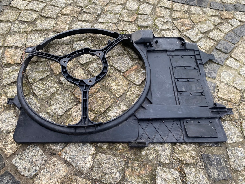 Mini cooper r50 r53 корпус вентилятора 1742-1475577-02 оригінал Доставка