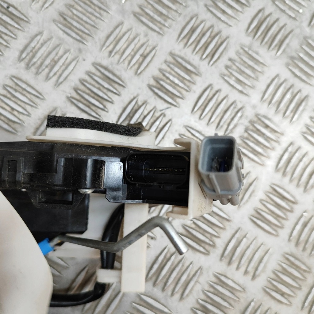 фото №7, Kia ev6 2022 ліва сторона замок двері задніх