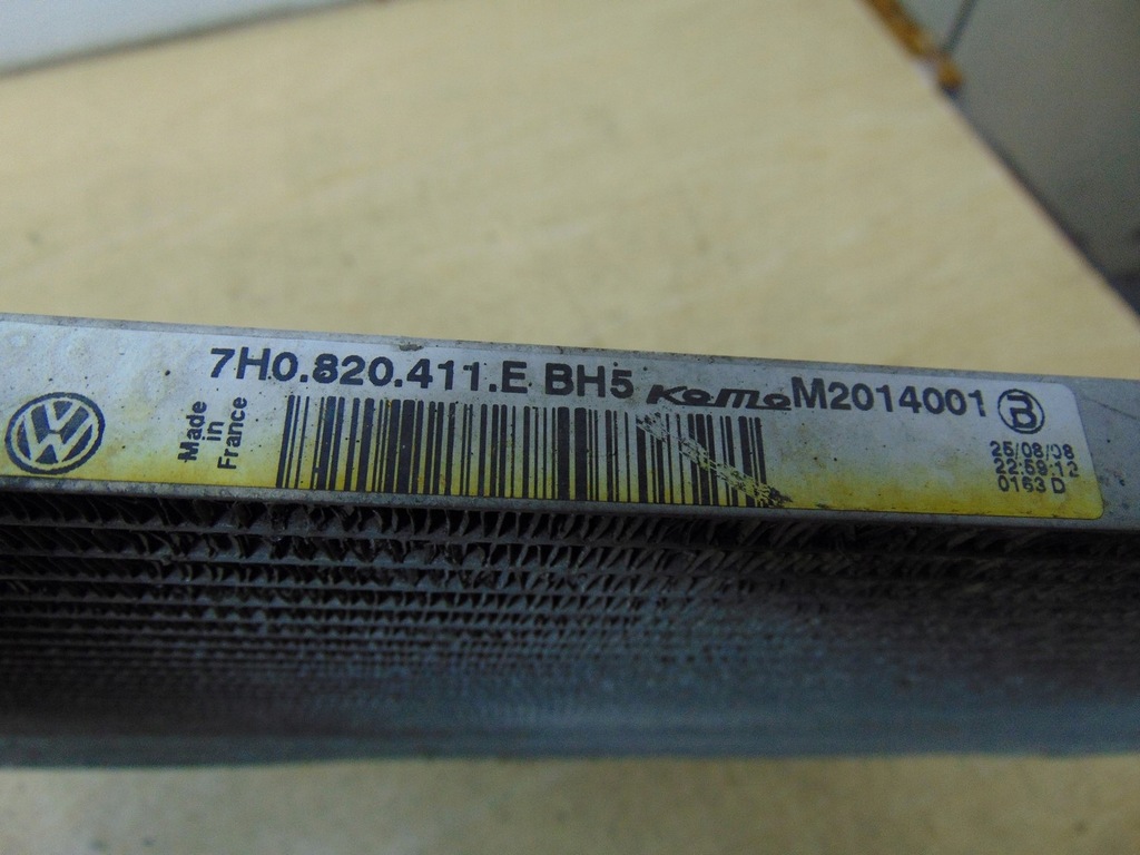 фото №16, Радиатор кондиционера vw transporter t5 2.5 tdi 7h0820411e