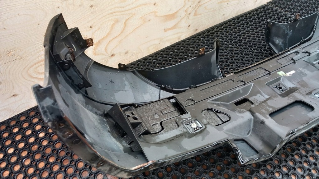 фото №11, Chrysler crossfire coupe бампер задняя 040