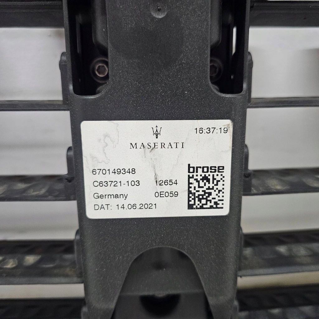 фото №11, Повітропровід повітря жалюзі шторка maserati granturismo m189 670149348