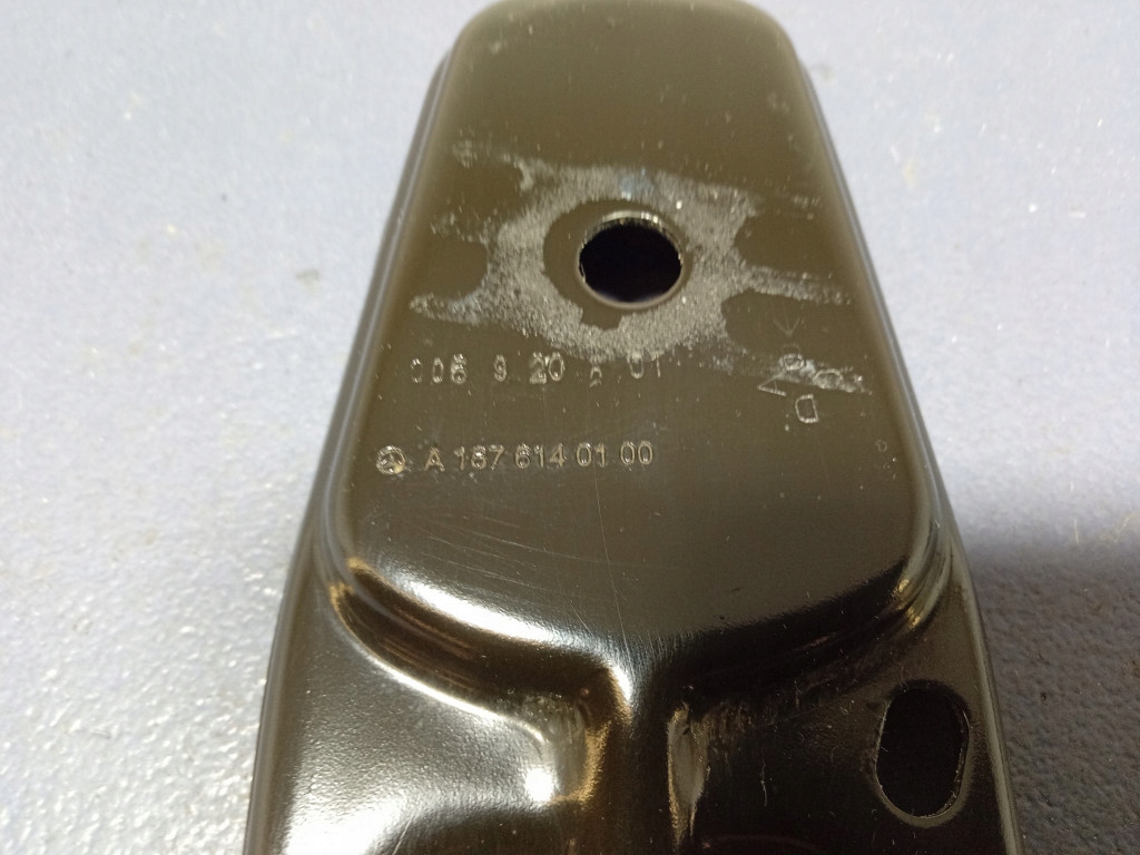 Mercedes gls x167 кронштейн опора косая подвеска задний  a1676140100 в Украине