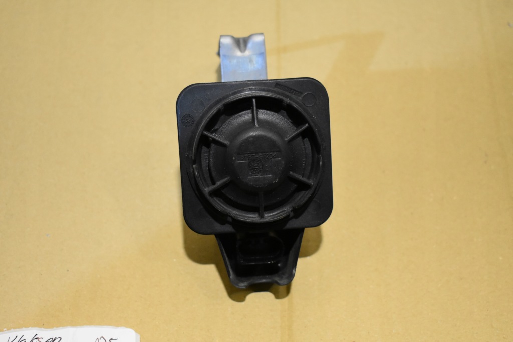 фото №1, Idealna сирена клаксон porsche panamera 971 1