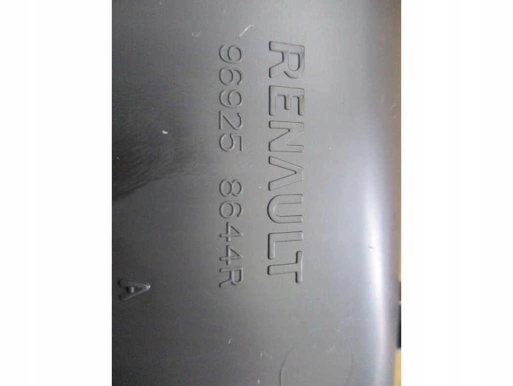 фото №2, Полиця бардачок роз'єм консолі renault kadjar