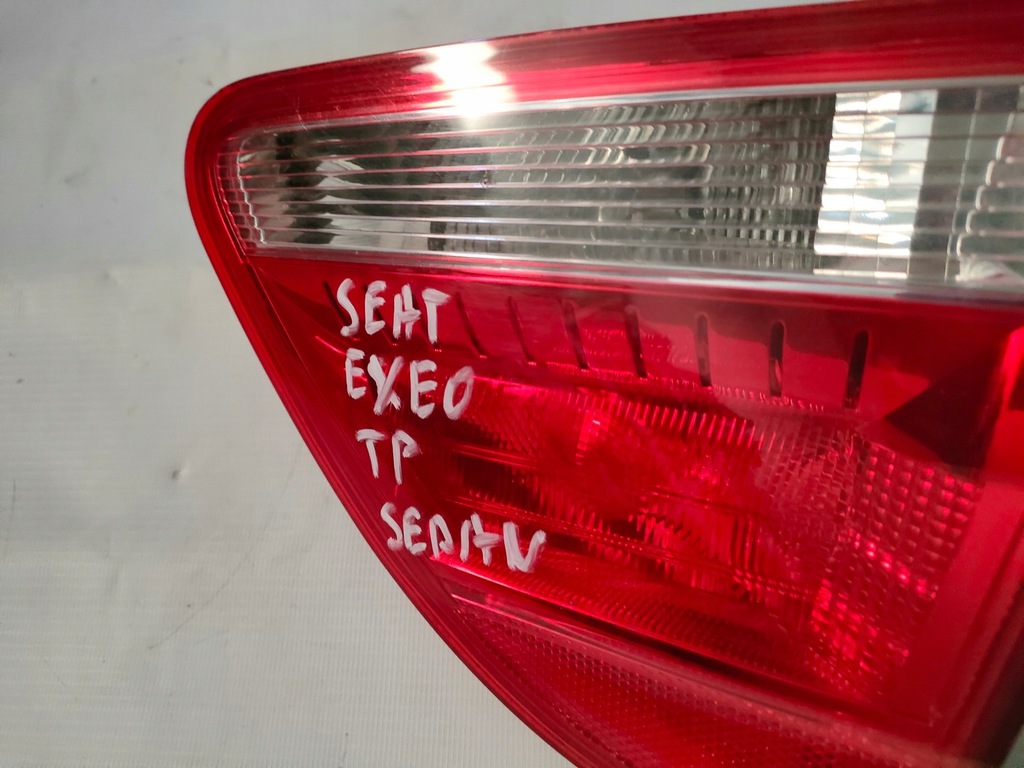 фото №5, Seat exeo sedan лампа w кришка права