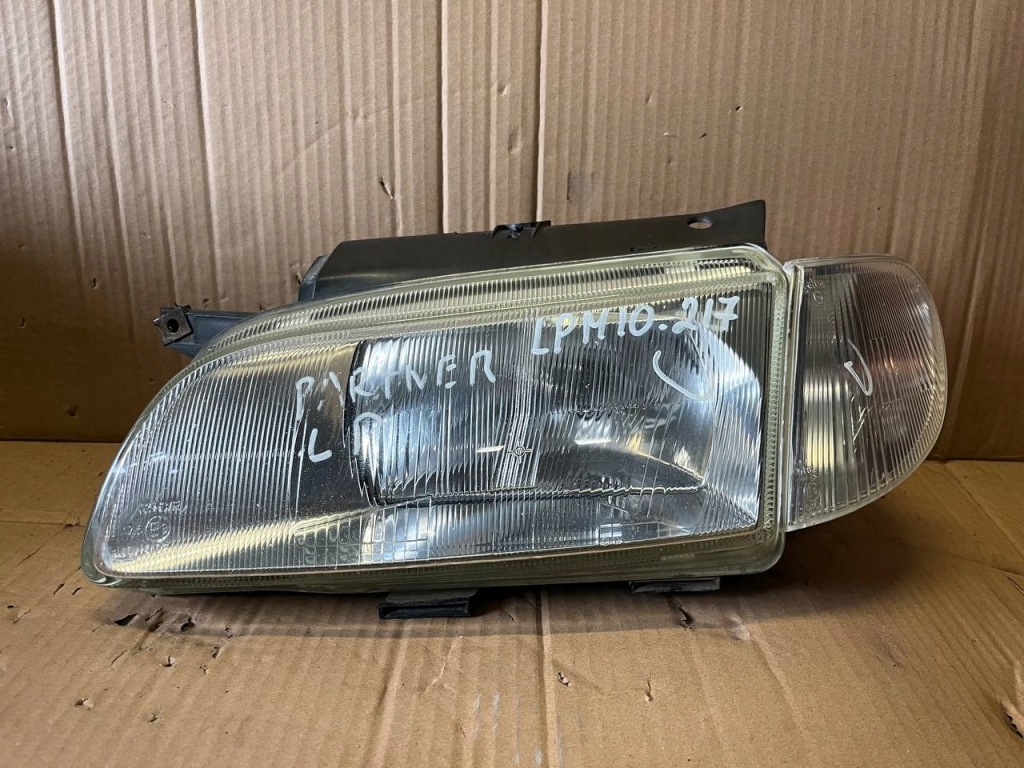 Купити Лампа ліва передня лівий перед citroen berlingo 9621299180