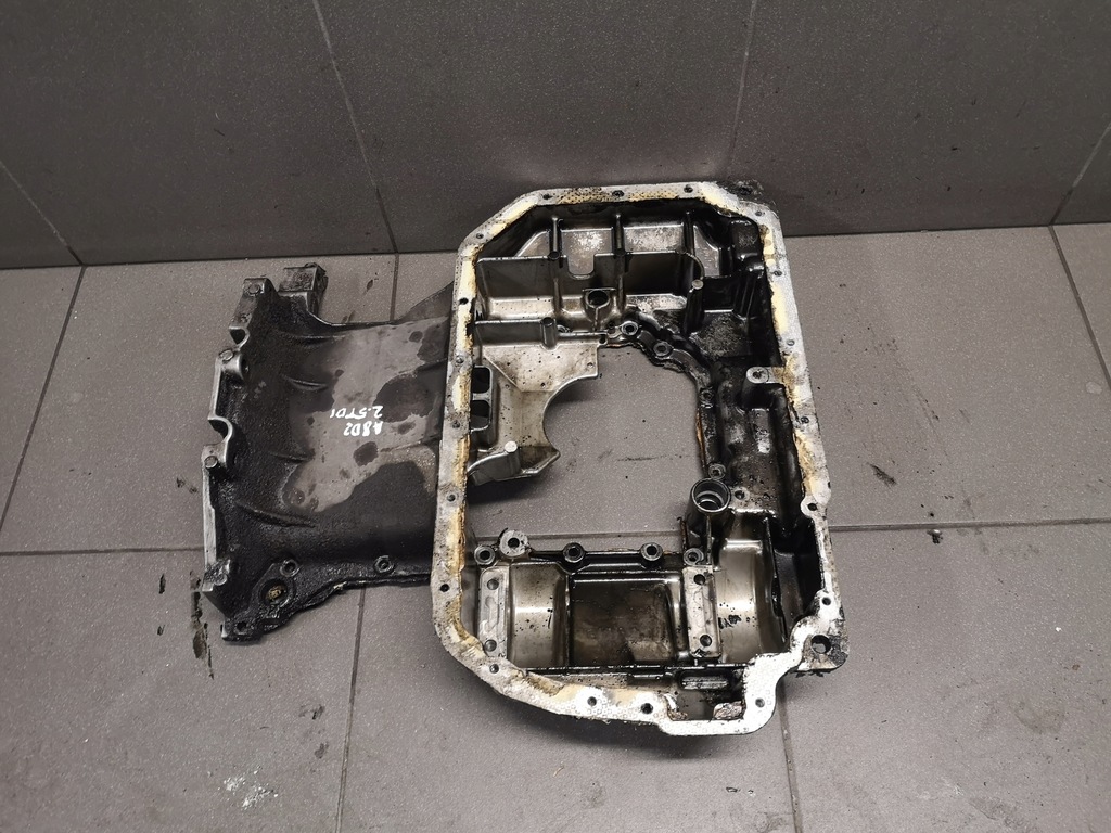 фото №1, Поддон масляная верхний audi a8 d2 2.5 tdi 059103603h