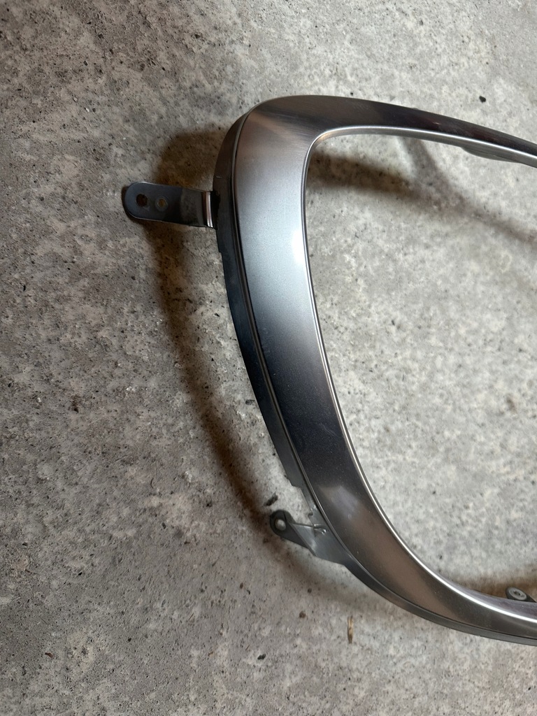 фото №2, Рамка лампи alfa romeo mito