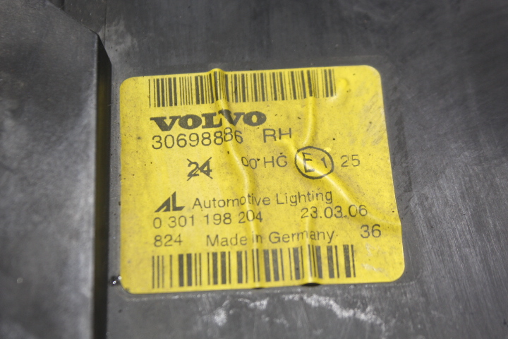 фото №4, Лампа права передня volvo v50