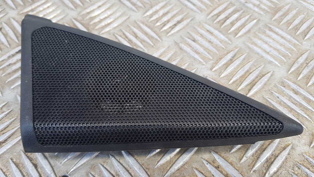 фото №10, Треугольник защита зеркало mercedes-benz оригинальный номер треугольник защита зеркало a2037200248