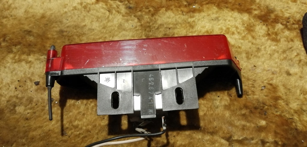 фото №8, Третий свет стоп chrysler voyager 96-00