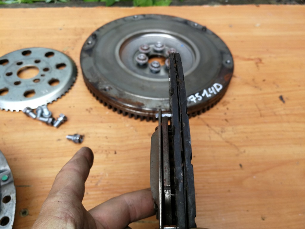 фото №6, Колесо маховик зчеплення комплект 1.4d toyota yaris iii