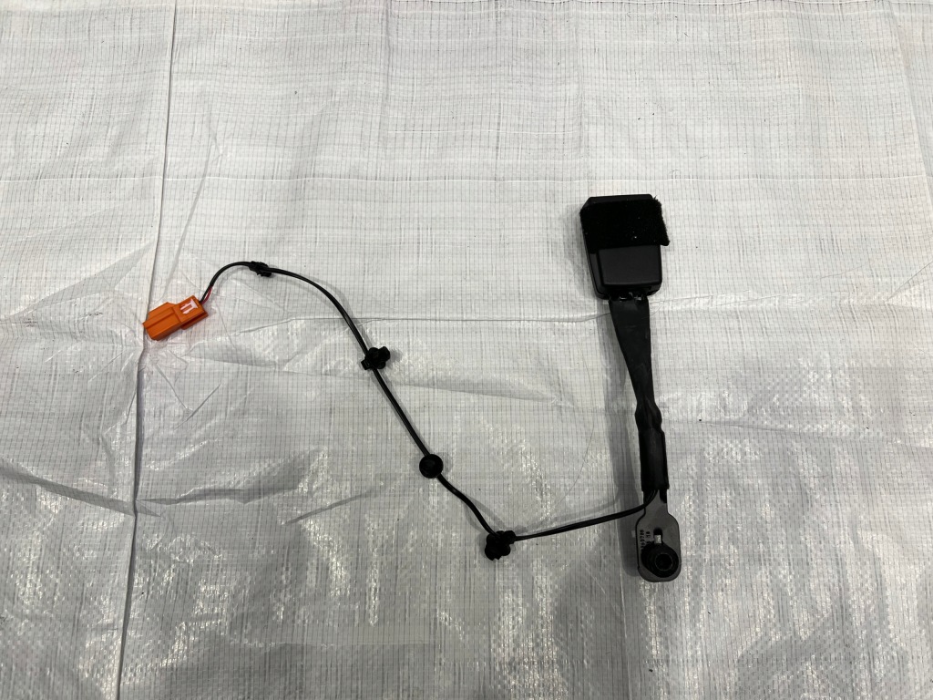 Купить Jaguar e-pace клипса поперечина безопасности