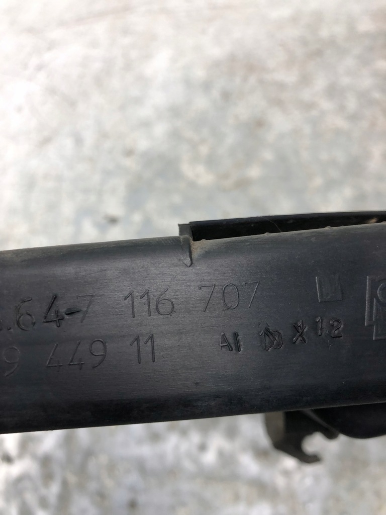 фото №8, Направляющая лампы левый перед bmw e90 7116707