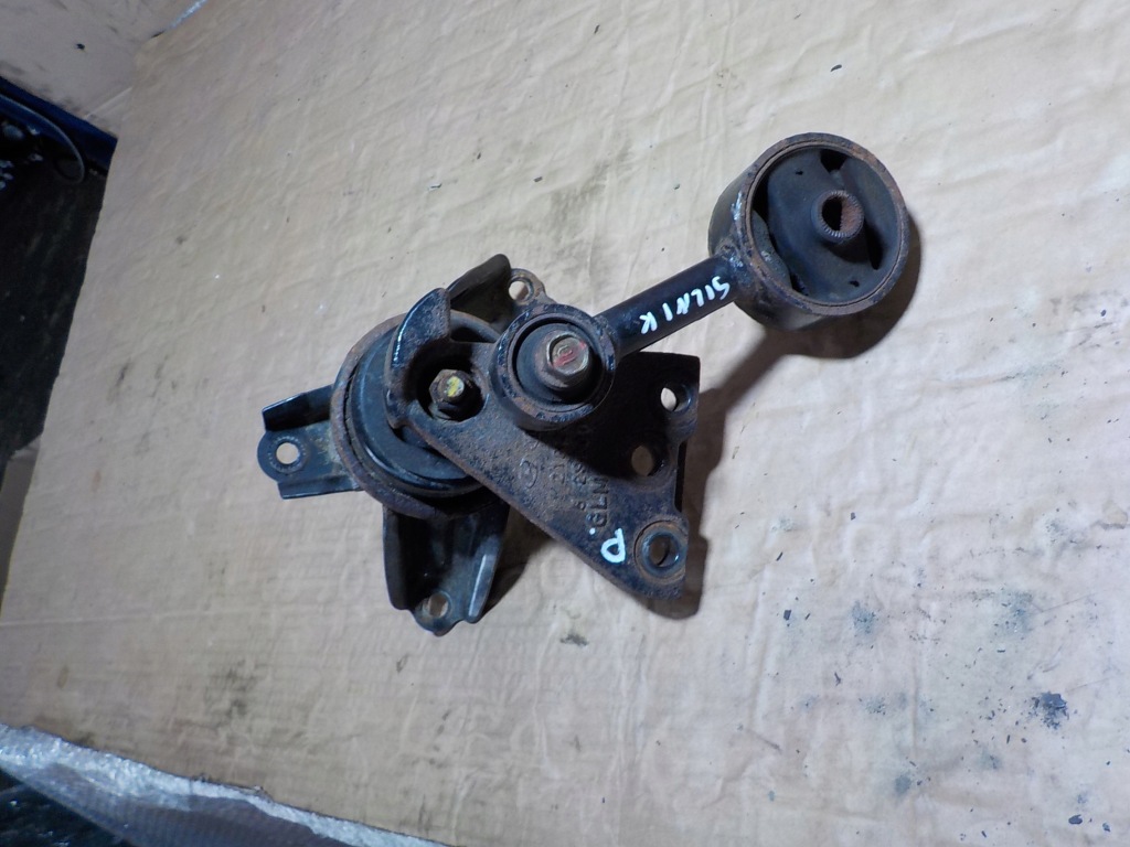 фото №1, Hyundai ix35 кронштейн двигателя 21825-2s200