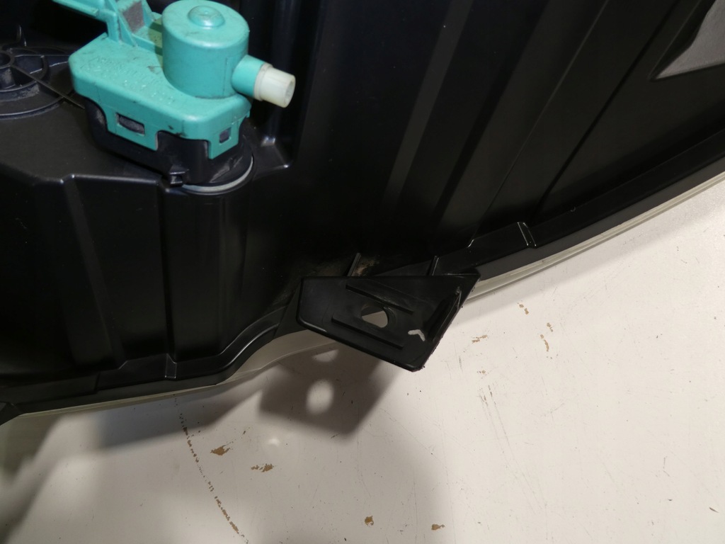 фото №8, Лампа ліва передня renault master iii 260605375r