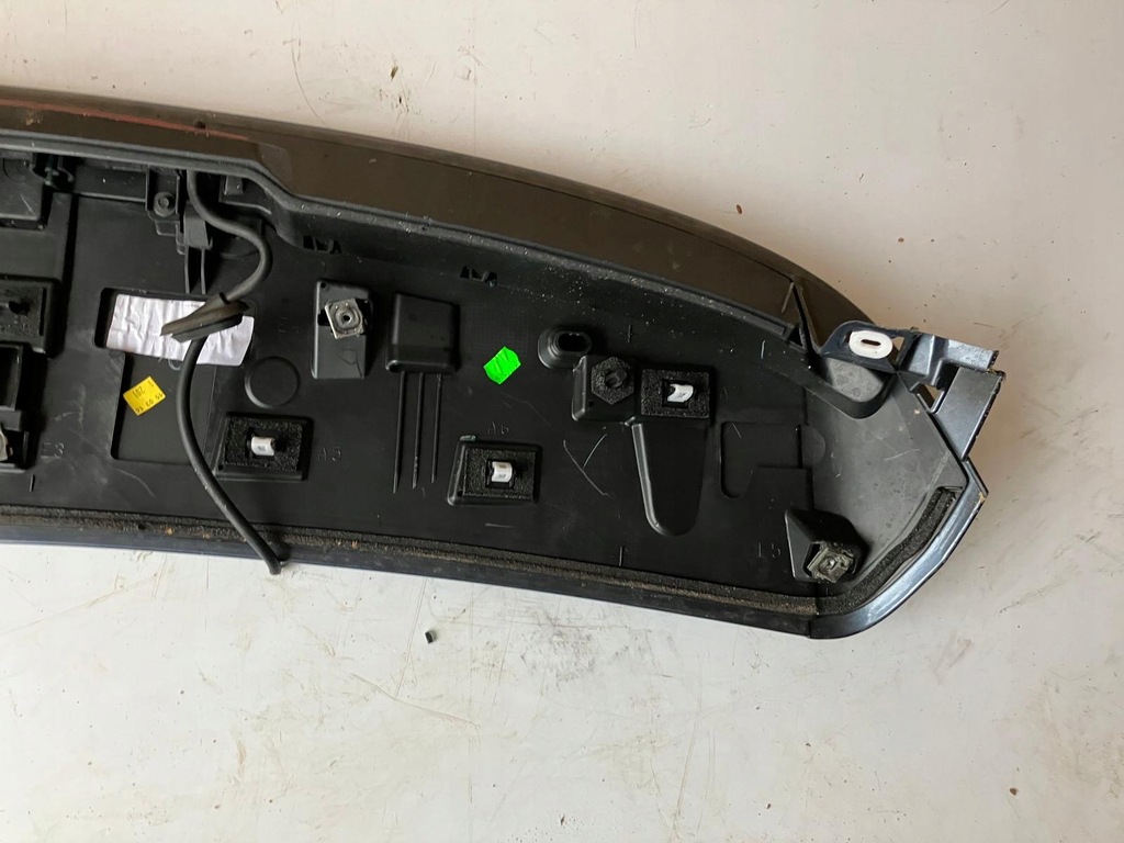 фото №7, Спойлер крышки megane iv tekpn