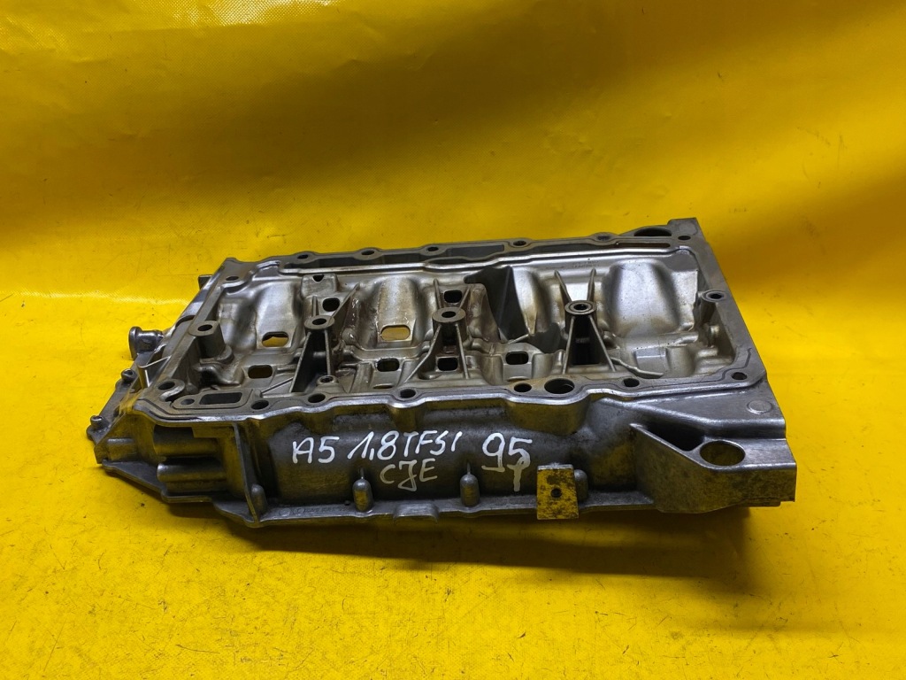 Поддон масляная 06l103603j skoda seat vw audi a5 8t a4 b8 1.8 tfsi cje Недорого