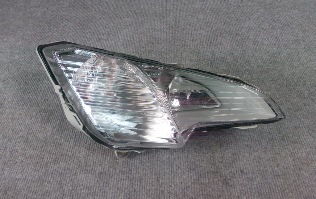 фото №1, Ford ecosport mk2 противотуманная фара поворотник правый gn15-13b220-mb