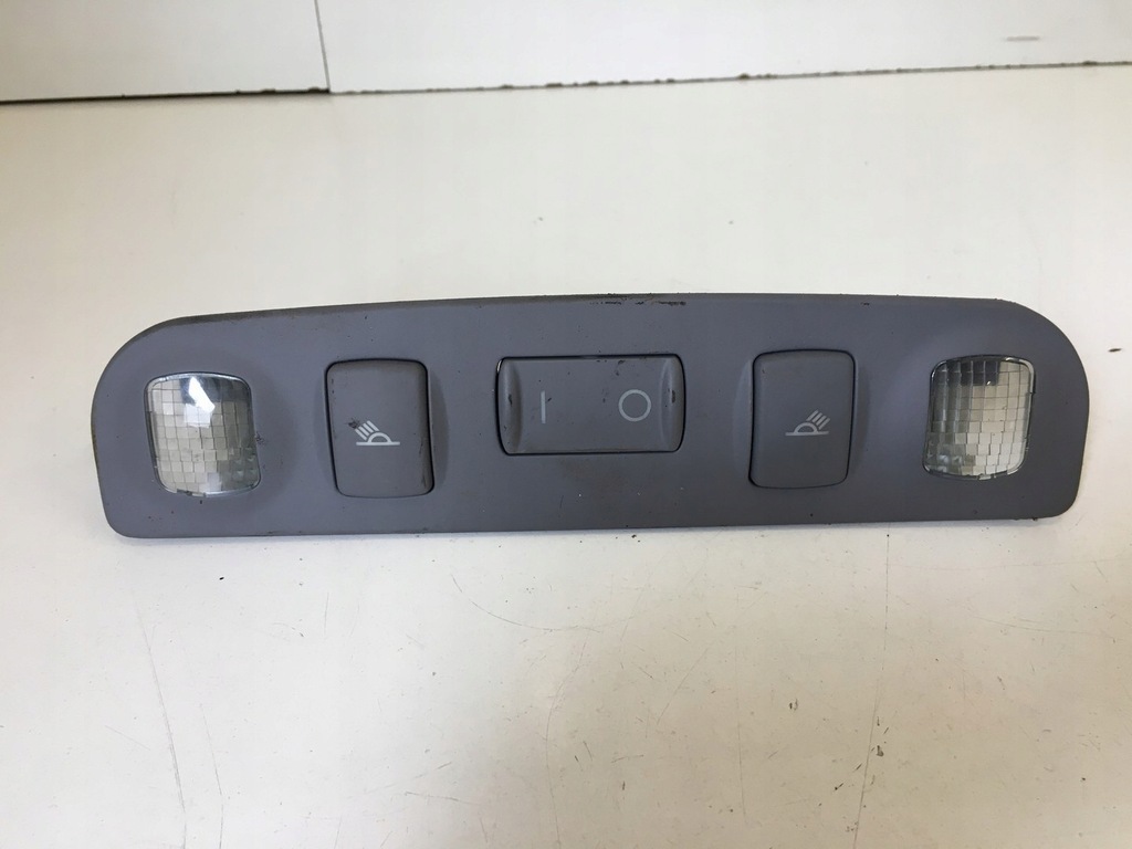 фото №16, Освещение кабины задняя audi a3 8l 8l4947111