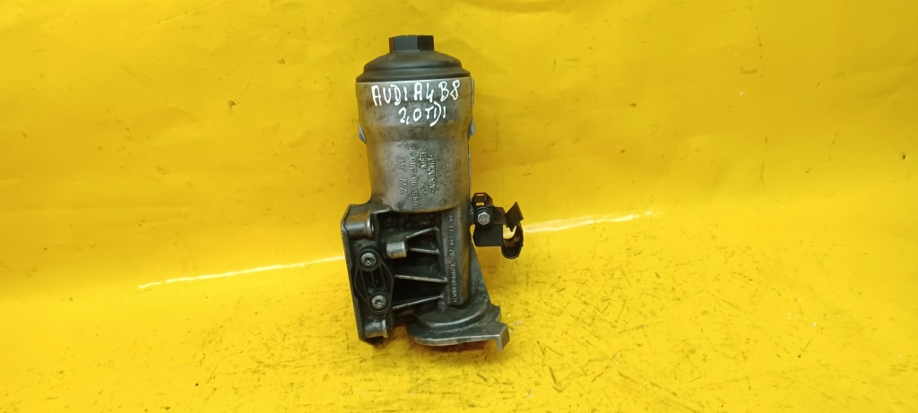 фото №1, Корпус фільтра олія audi a4 b8 045115389k 2,0tdi