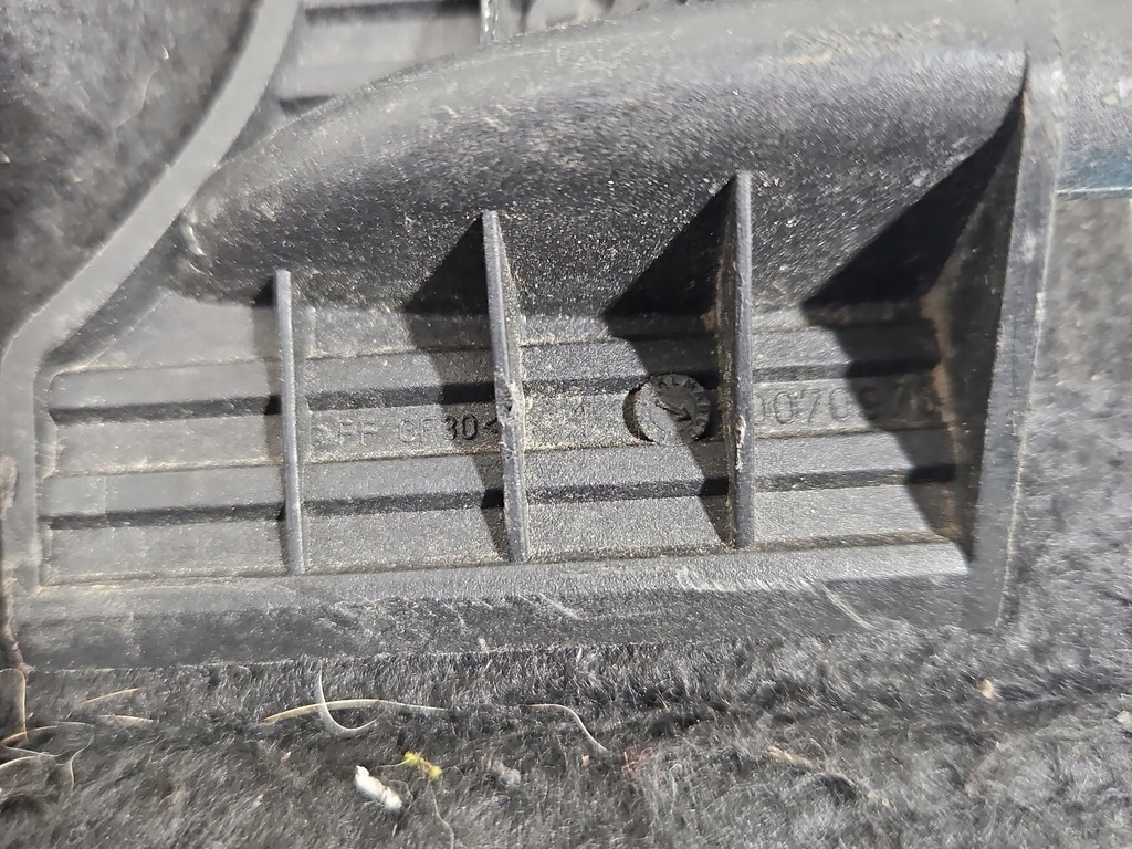 фото №6, Полиця задня задня багажника renault scenic iii