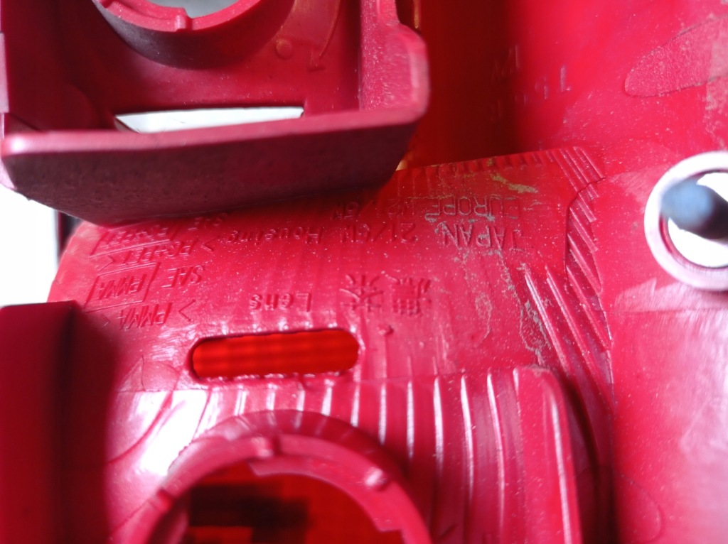 фото №12, Лампа правый задняя toyota rav4 ii хром