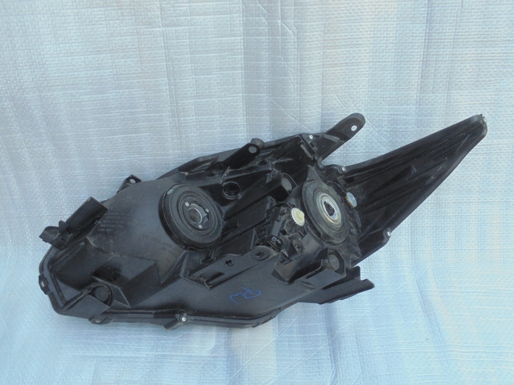 фото №10, Лінза права лампа блакитний фара правий toyota prius iii 3 12-15 eu